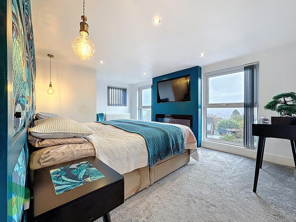 Main bedroom 2 nd floor