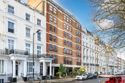 2 bedroom flat for sale, Queensborough Terrace, Bayswater, London, W2