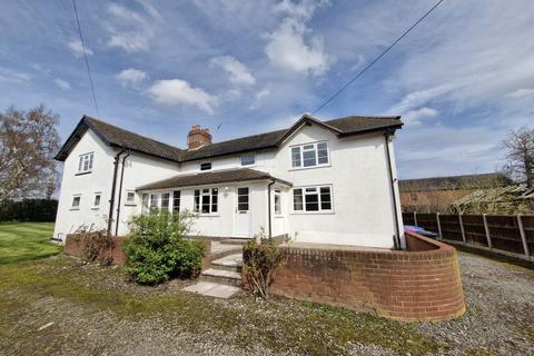 4 bedroom cottage to rent, Little Hay Lane, Weeford, Lichfield