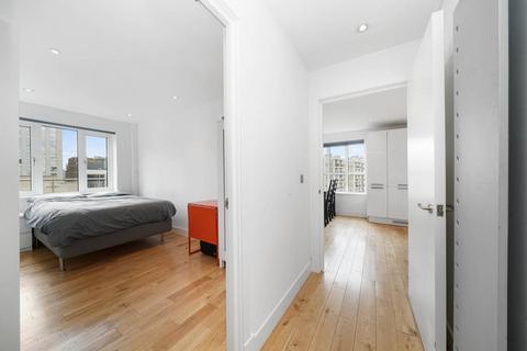 2 bedroom flat for sale, Henrique Street, Shoreditch, London, E1