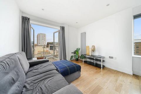2 bedroom flat for sale, Henrique Street, Shoreditch, London, E1