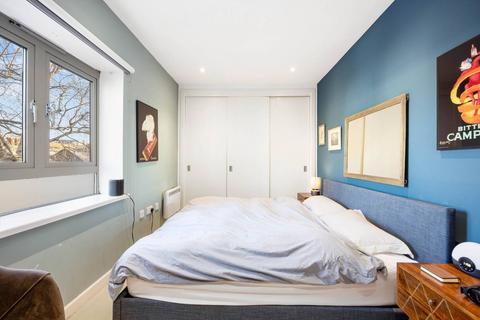 2 bedroom flat for sale - St Dunstans Mews, Stepney, London, E1