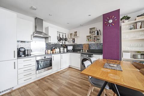 2 bedroom flat for sale, Meath Crescent, Bethnal Green, London, E2