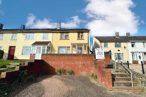 3 bedroom end of terrace house for sale - Moredon, Swindon SN2