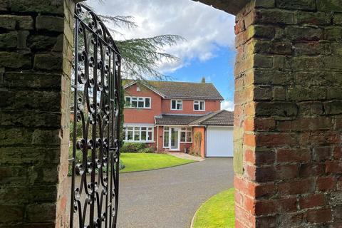 4 bedroom detached house for sale, Pool Lane, Brocton