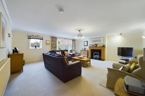 4 bedroom detached house for sale, Beacon Road, Rolleston-on-Dove