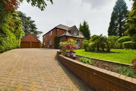 4 bedroom detached house for sale, Beacon Road, Rolleston-on-Dove