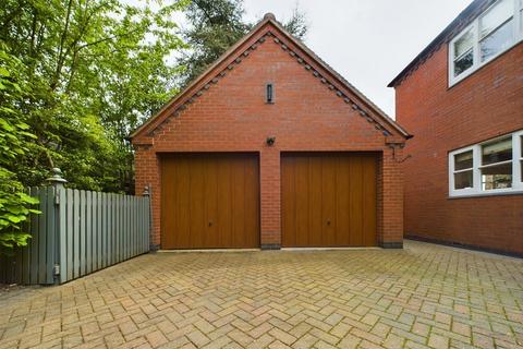 4 bedroom detached house for sale, Beacon Road, Rolleston-on-Dove