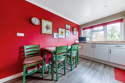 5 Bladindon Drive, Bexley, DA5 3BS