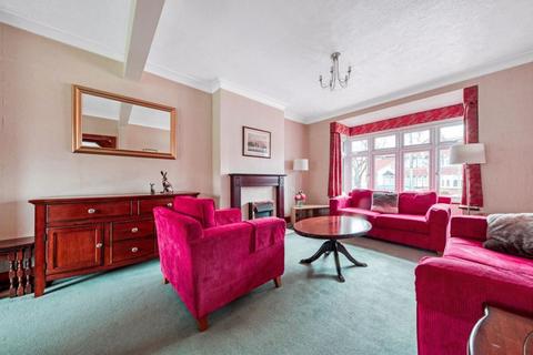 5 Bladindon Drive, Bexley, DA5 3BS