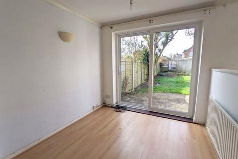 3 Delius Drive, Tonbridge, TN10 4DN