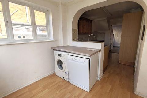 3 Delius Drive, Tonbridge, TN10 4DN