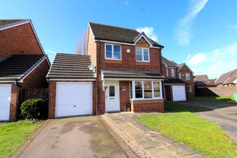 3 bedroom detached house for sale, Little Orchard Close, Shelfied