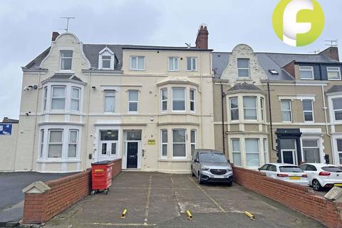 1 bedroom apartment to rent, South Parade, Whitley Bay