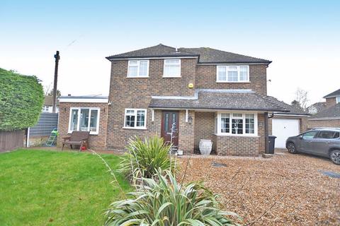 3 bedroom detached house for sale, Chattenden Court, Maidstone ME14