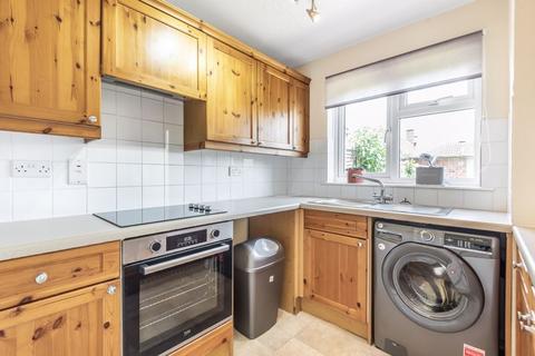 3 bedroom terraced house to rent, Hare Lane, Godalming GU7