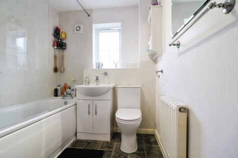 4 Formby Close, Slough, SL3 8WW