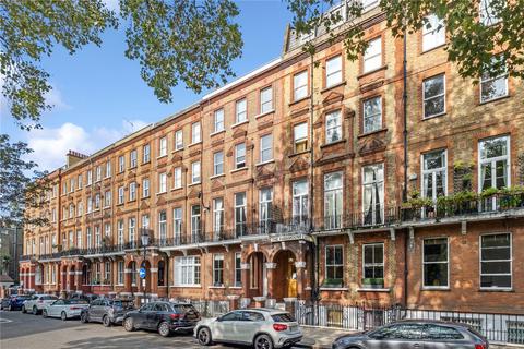 3 bedroom flat for sale, Nevern Square, London