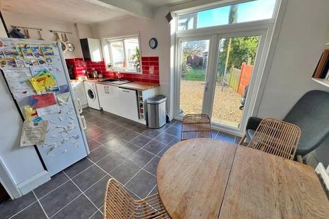 3 bedroom semi-detached house for sale - The Street, Shoreham-by-Sea BN43