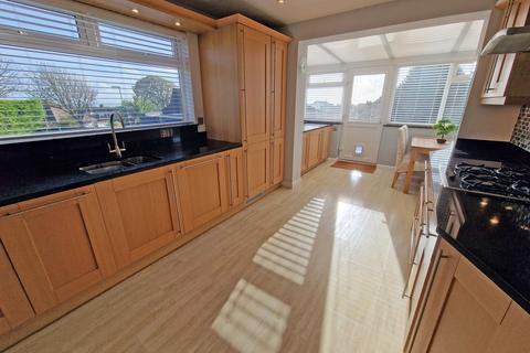 101 Overhill, Southwick, Brighton, BN42 4WH