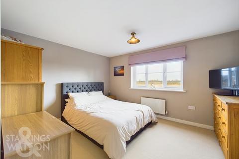 4 bedroom detached house for sale, Barley Close, Harleston