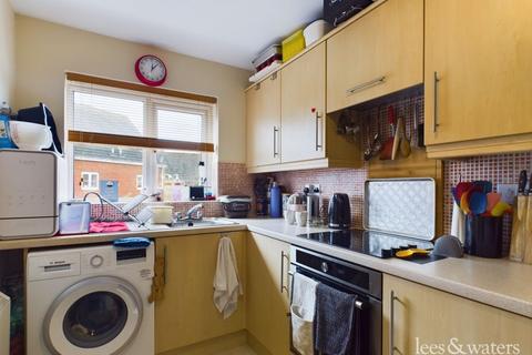 2 bedroom flat for sale - Cavalier Close, Bridgwater