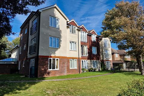3 Amelia Close, Southwick, Brighton, BN42 4AJ