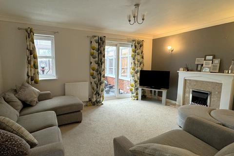 4 bedroom detached house for sale, Lancers Drive, Melton Mowbray
