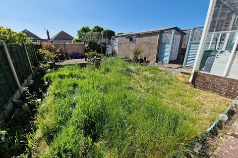 19 Downsway, Southwick, Brighton, BN42 4WA