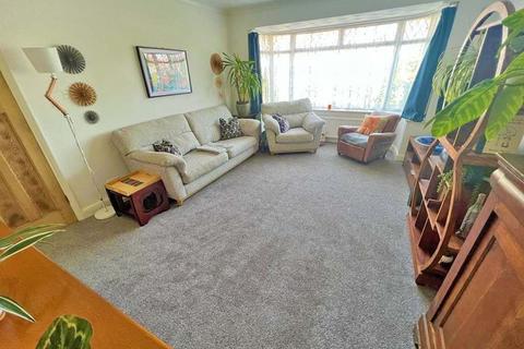 17 Overhill, Southwick, Brighton, BN42 4WL