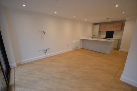 2 bedroom apartment to rent, North Road, Poole BH14