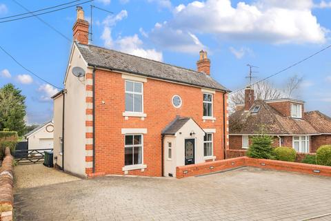 46 The Hyde, Purton, Swindon, SN5 4EA