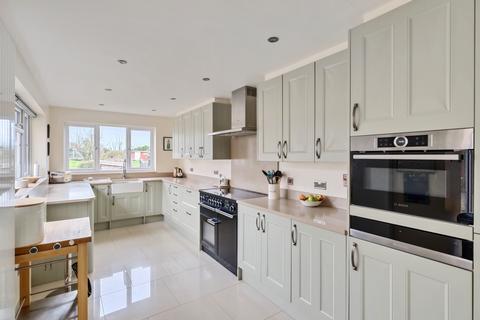 46 The Hyde, Purton, Swindon, SN5 4EA