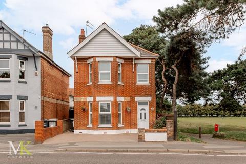 134 Ashley Road, Bournemouth, BH1 4NF