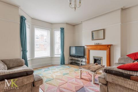 134 Ashley Road, Bournemouth, BH1 4NF