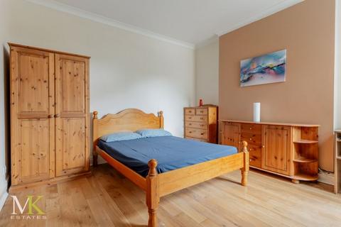 134 Ashley Road, Bournemouth, BH1 4NF