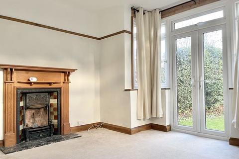 Cornerways Cornwall Avenue, Claygate, Esher, KT10 0HX