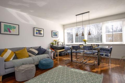 15 Danecourt Gardens, Croydon, CR0 5JN