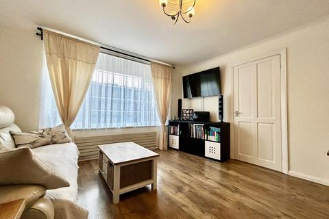 4 Borders Way, Houghton Regis, Dunstable, LU5 5JU