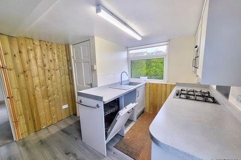 2 bedroom detached bungalow for sale, Kenwood, Withernsea, HU19