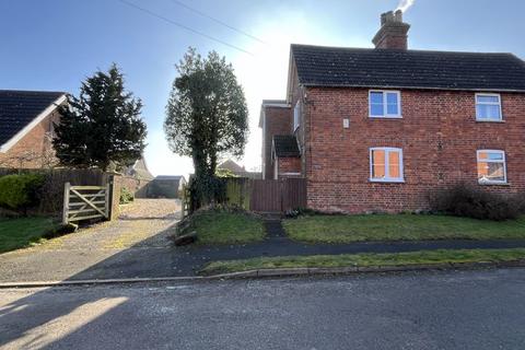 3 bedroom semi-detached house for sale, Pinnings Cottage, Hagworthingham Road, Lusby