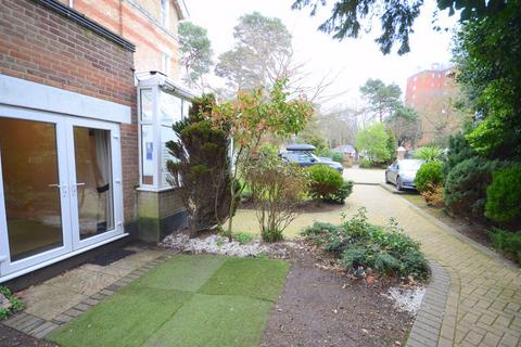 2 bedroom apartment to rent, Manor Road, Bournemouth BH1