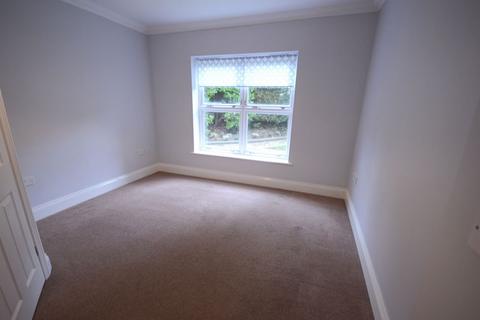 2 bedroom apartment to rent, Manor Road, Bournemouth BH1