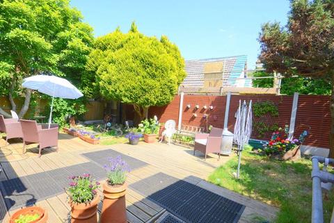 3 bedroom detached house for sale, Charminster Road, Bournemouth BH8