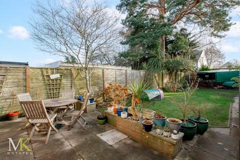 518 Charminster Road, Bournemouth, BH8 9SJ