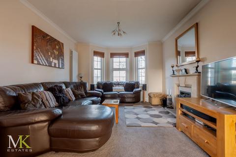 518 Charminster Road, Bournemouth, BH8 9SJ