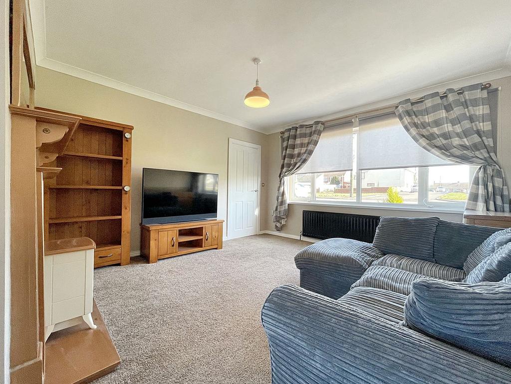 North Moor Avenue, Trimdon Colliery... 3 bed semidetached house for