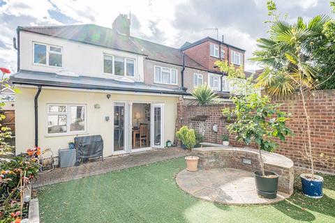 96 Blenheim Road, Harrow, HA2 7AF