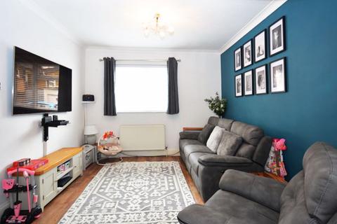 3 bedroom end of terrace house for sale, Ranelagh Road, Sheerness