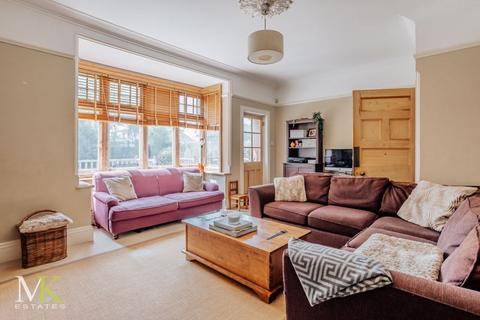 42 Lowther Road, Bournemouth, BH8 8NR